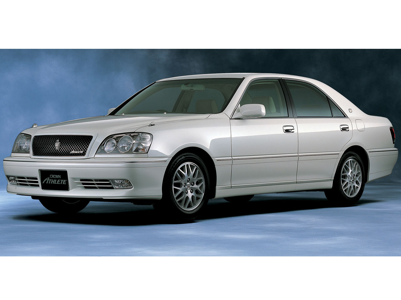 トヨタ クラウン アスリート 1999年モデル アスリート Vの価格 性能 装備 オプション 01年8月1日発売 価格 Com
