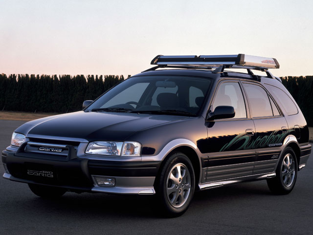 トヨタ スプリンターカリブ 1995年モデル 新車画像