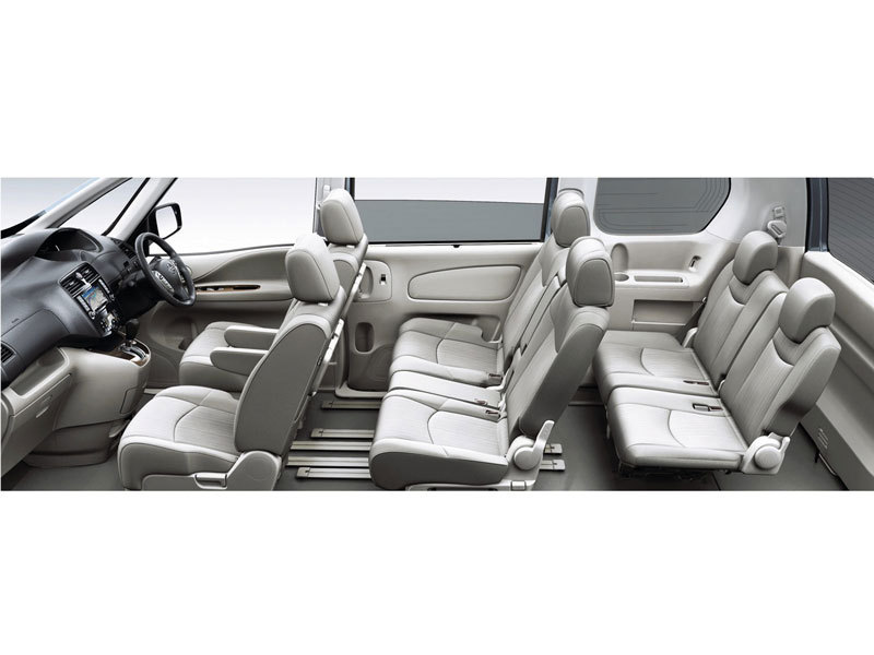 日産 セレナ 2010年モデル ハイウェイスター Vエアロモード+Safety S-HYBRID アドバンスドセーフティ  パッケージの価格・性能・装備・オプション（2014年11月13日発売）