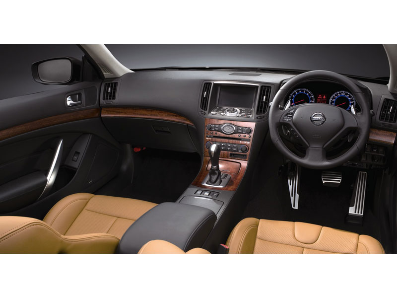 NISSAN　スカイライン　クーペ　370　2007 日産 スカイライン クーペ 2007年モデル 370GT タイプSPの価格