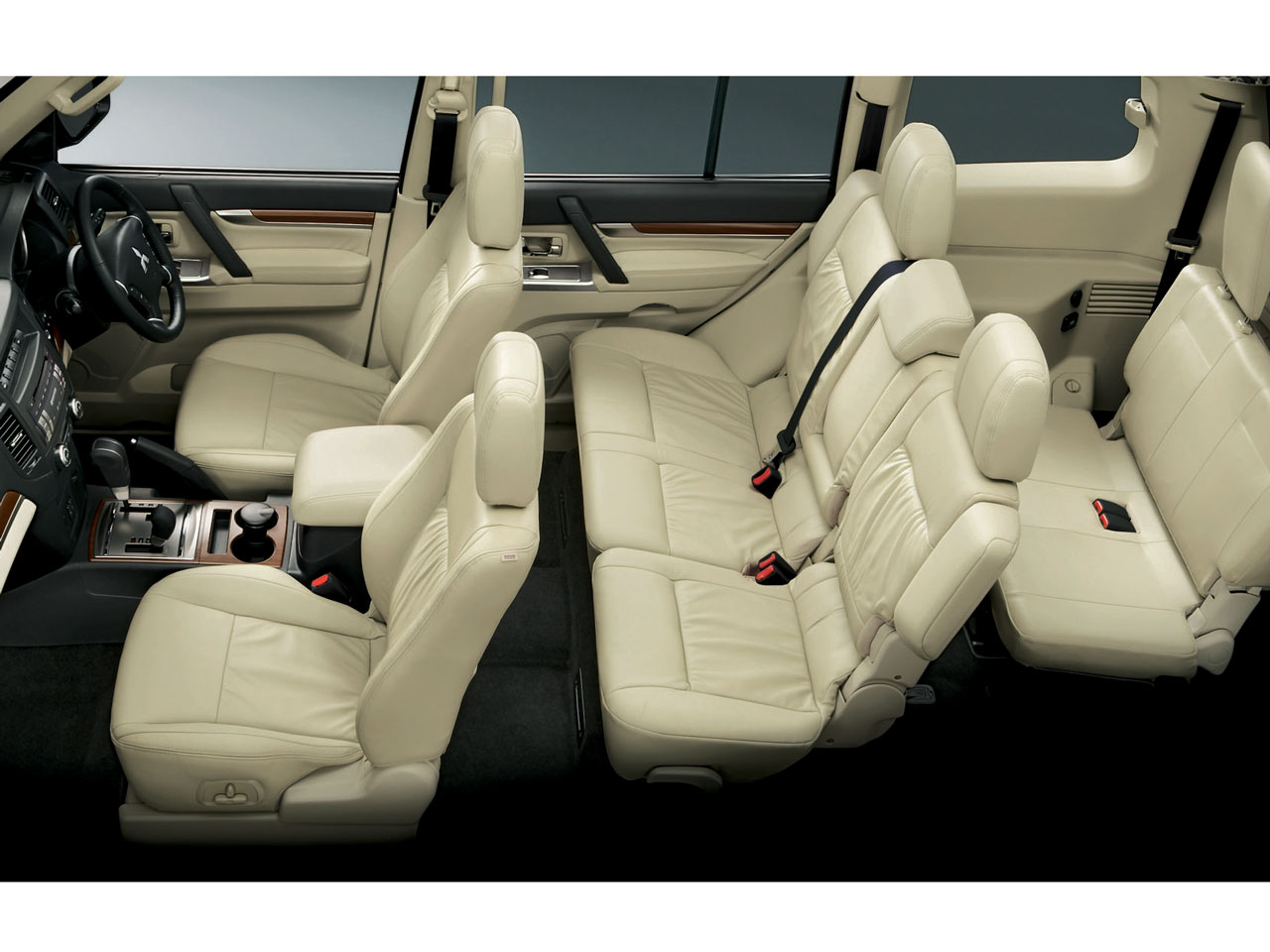 三菱 パジェロ 2006年モデル ロング スーパーエクシード 4WDの価格・性能・装備・オプション（2007年10月17日発売）