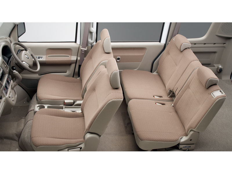 スズキ　エブリィワゴン　PZターボスペシャル リアバンパー美品　引取大歓迎　奈良 スズキ エブリィワゴン PZターボスペシャル リアバンパー美品