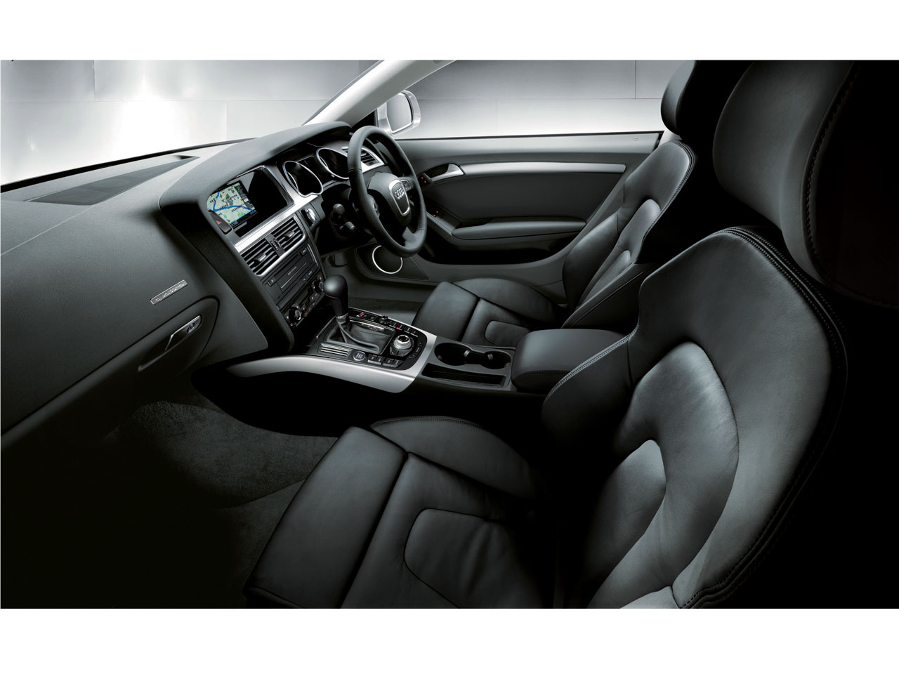 アウディ A5 2008年モデルの価格・グレード一覧 価格.com