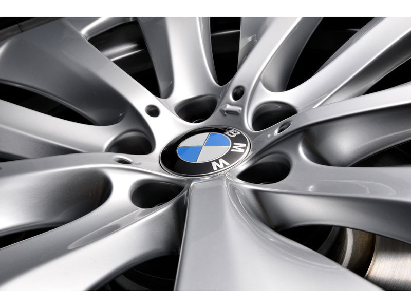 BMW 7シリーズ セダン (ハイブリッド)｜価格・新型情報・グレード諸元 - 価格.com