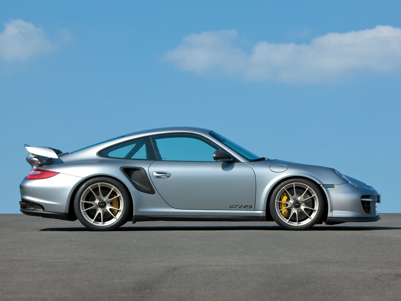 ポルシェ 911GT2 2002年モデルの価格・グレード一覧 価格.com