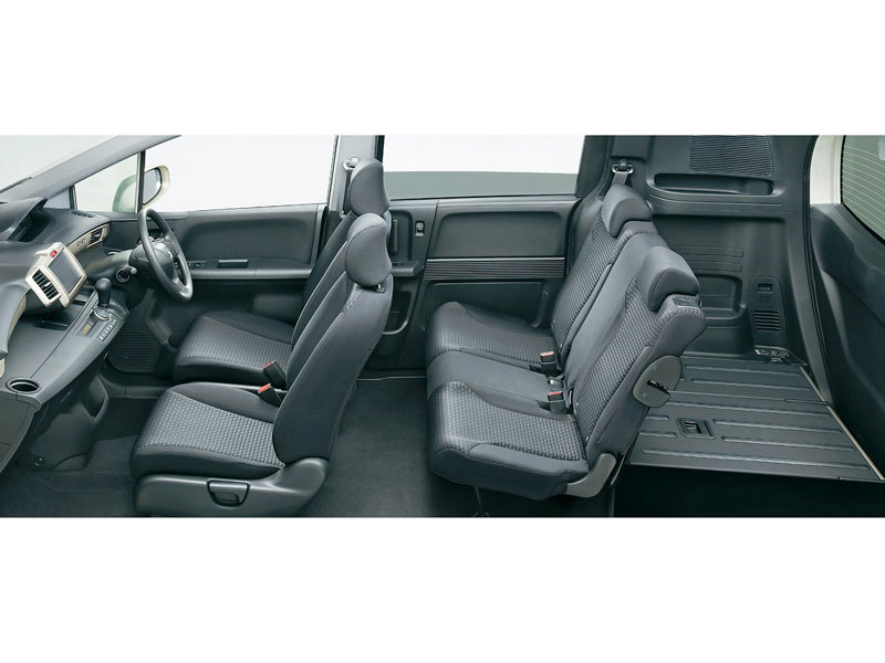 ホンダ フリード スパイクの価格・新型情報・グレード諸元 価格.com