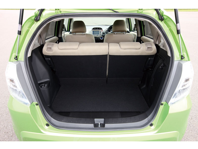 ホンダ フィット ハイブリッド 10年モデル Hybrid 10th Anniversary 価格 性能 装備 オプション 11年10月13日発売 価格 Com