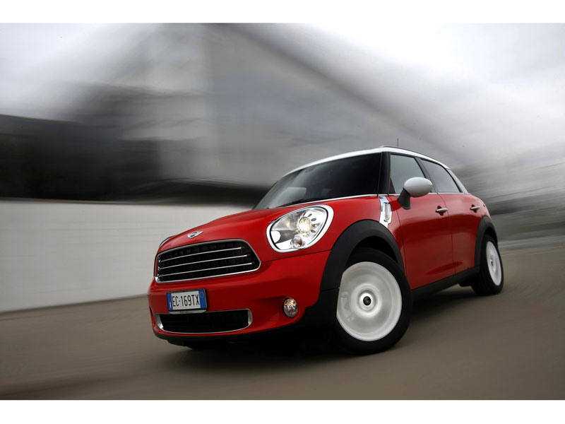 ミニ MINI CROSSOVER (クロスオーバー) 2011年モデルの価格・グレード一覧 価格.com