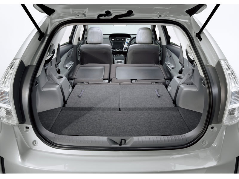 トヨタ プリウスα 2011年モデル S (7人乗り)の価格・性能・装備・オプション（2017年12月1日発売）