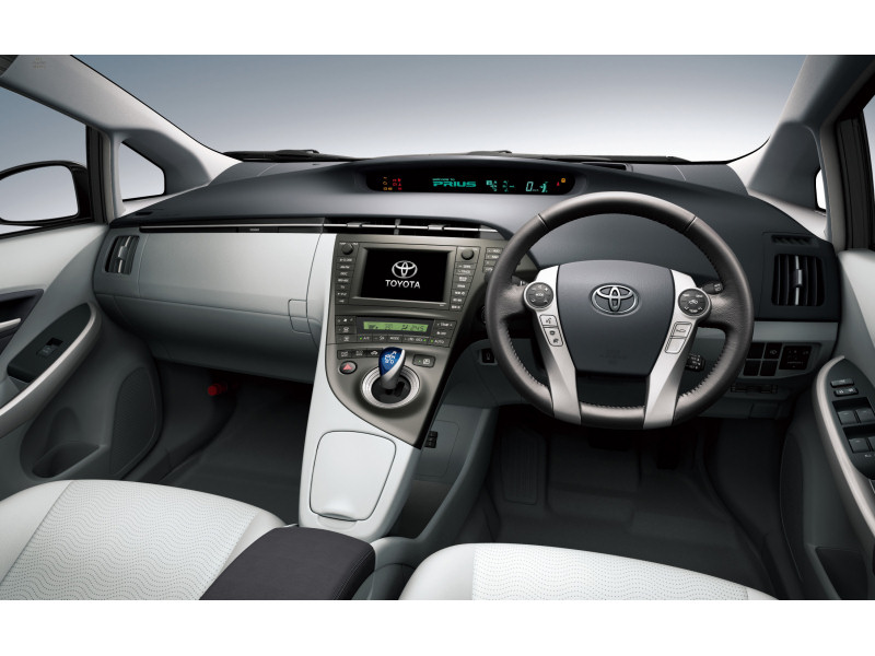 トヨタ プリウス 09年モデル S ツーリングセレクション 価格 性能 装備 オプション 12年10月22日発売 価格 Com