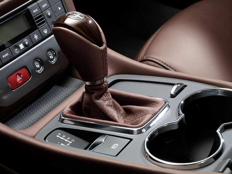 マセラティ グラントゥーリズモの価格・新型情報・グレード諸元 価格.com