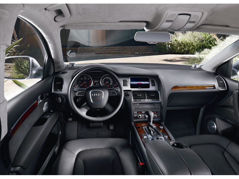 アウディ Q7 7L フロアマット 1-2列目 2006-2013年 ラグジュアリー素材