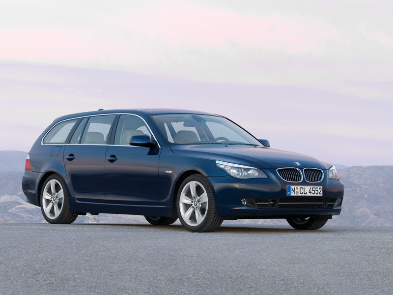 BMW 5シリーズ セダン 2010年モデル 523i Luxuryの価格・性能・装備・オプション（2013年11月29日発売）