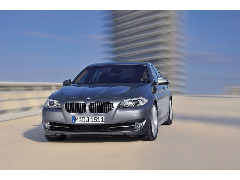 BMW 5シリーズ セダン 2010年モデル 528i M Sport Packageの価格・性能 