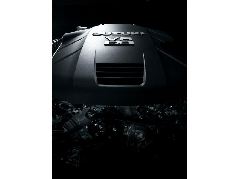 スズキ エスクード 2.4 2005年モデル スーパーサウンドエディション