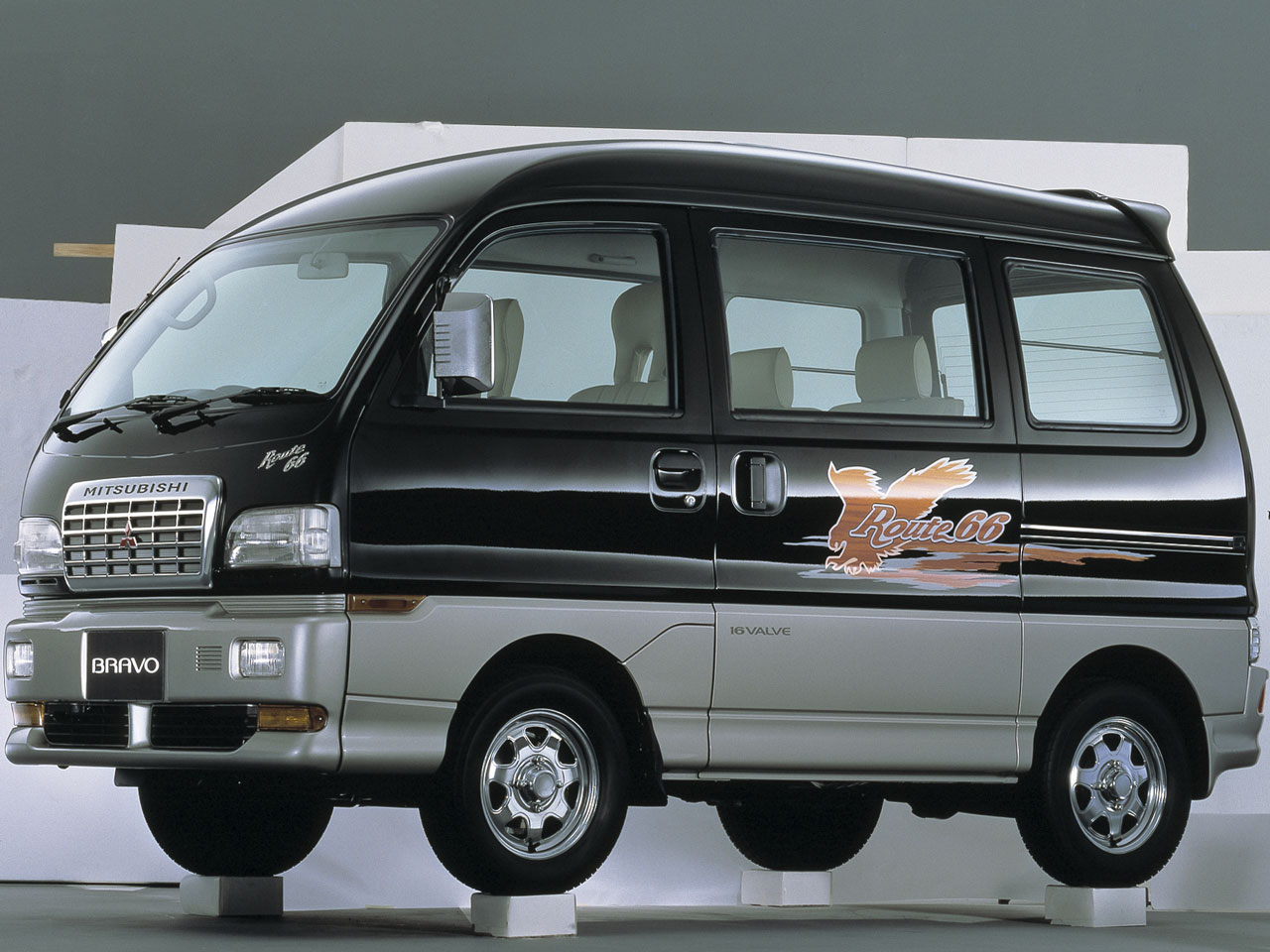 三菱 ブラボー (三菱) 1991年モデル 新車画像