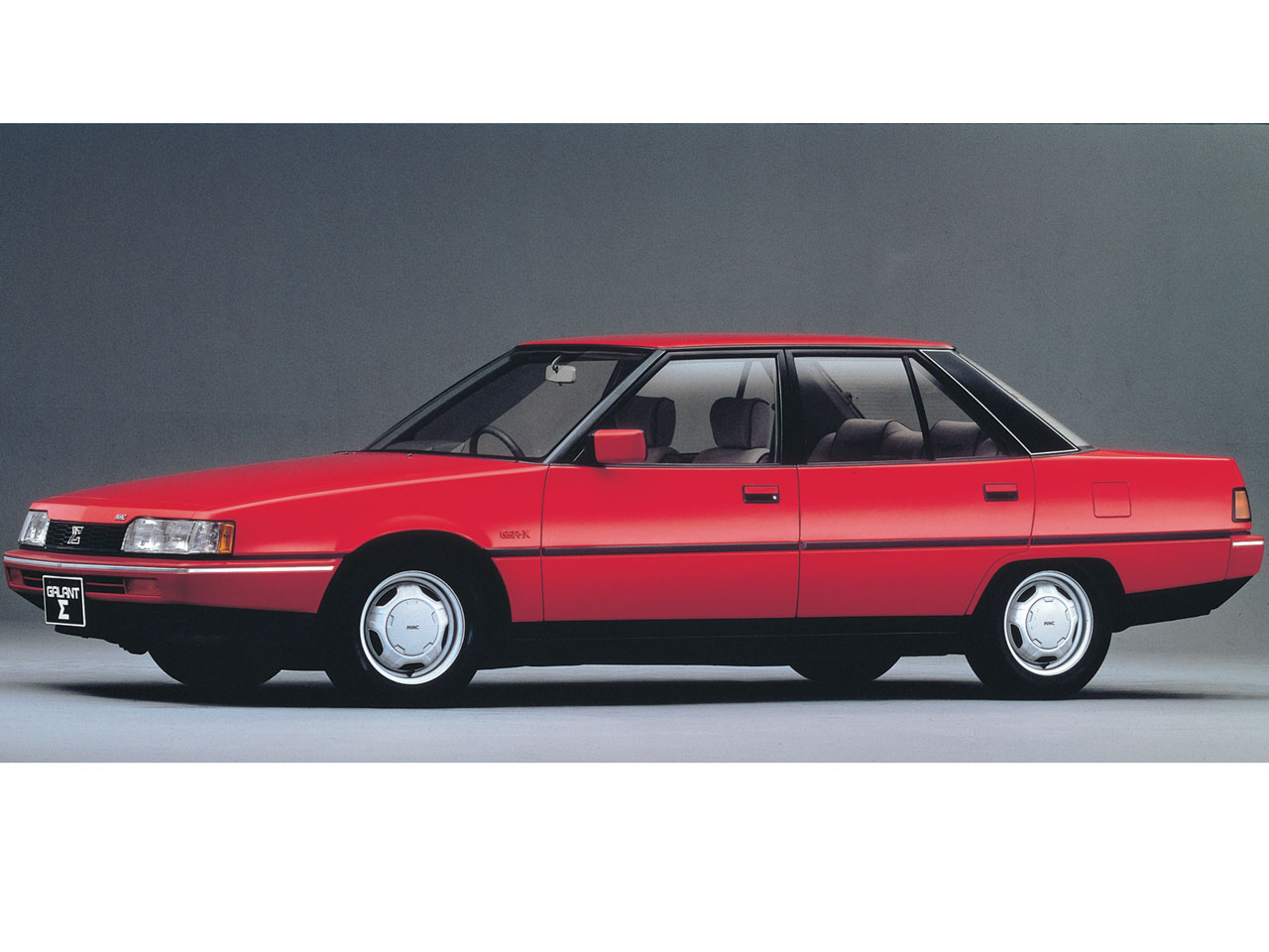 三菱 ギャラン シグマ 1983年モデル 新車画像