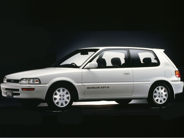 トヨタ カローラFX 2000年以前のモデル 新車画像