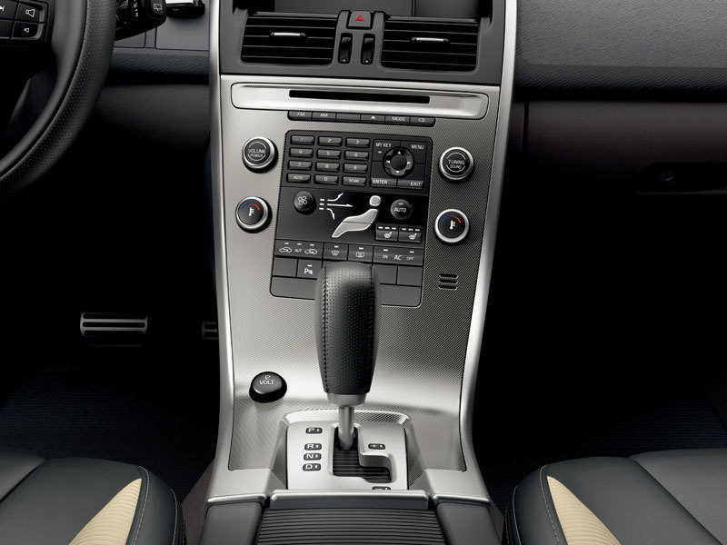 ボルボ XC60 2009年モデル T6 AWD R-DESIGNの価格・性能・装備
