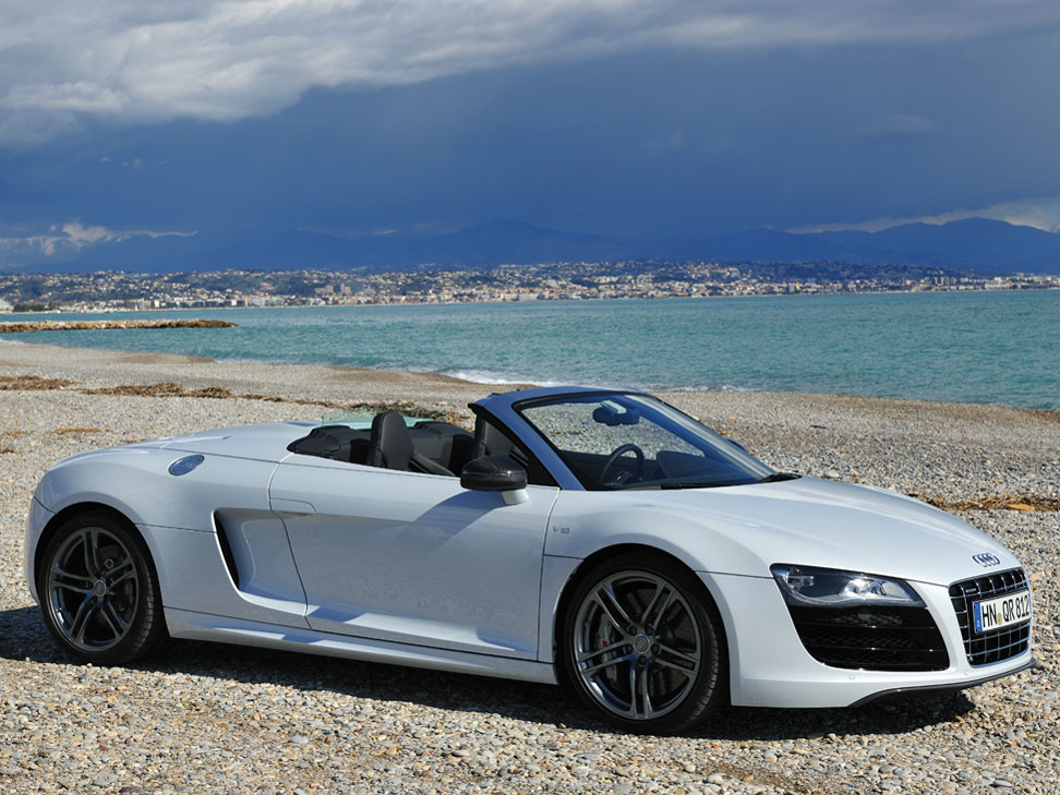 アウディ R8 スパイダー 2010年モデル 5.2 FSI quattroの価格