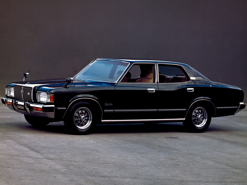 トヨタ クラウン 1974年モデル 新車画像