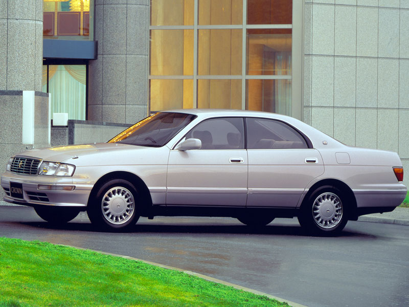 トヨタ クラウン 1991年モデル 新車画像