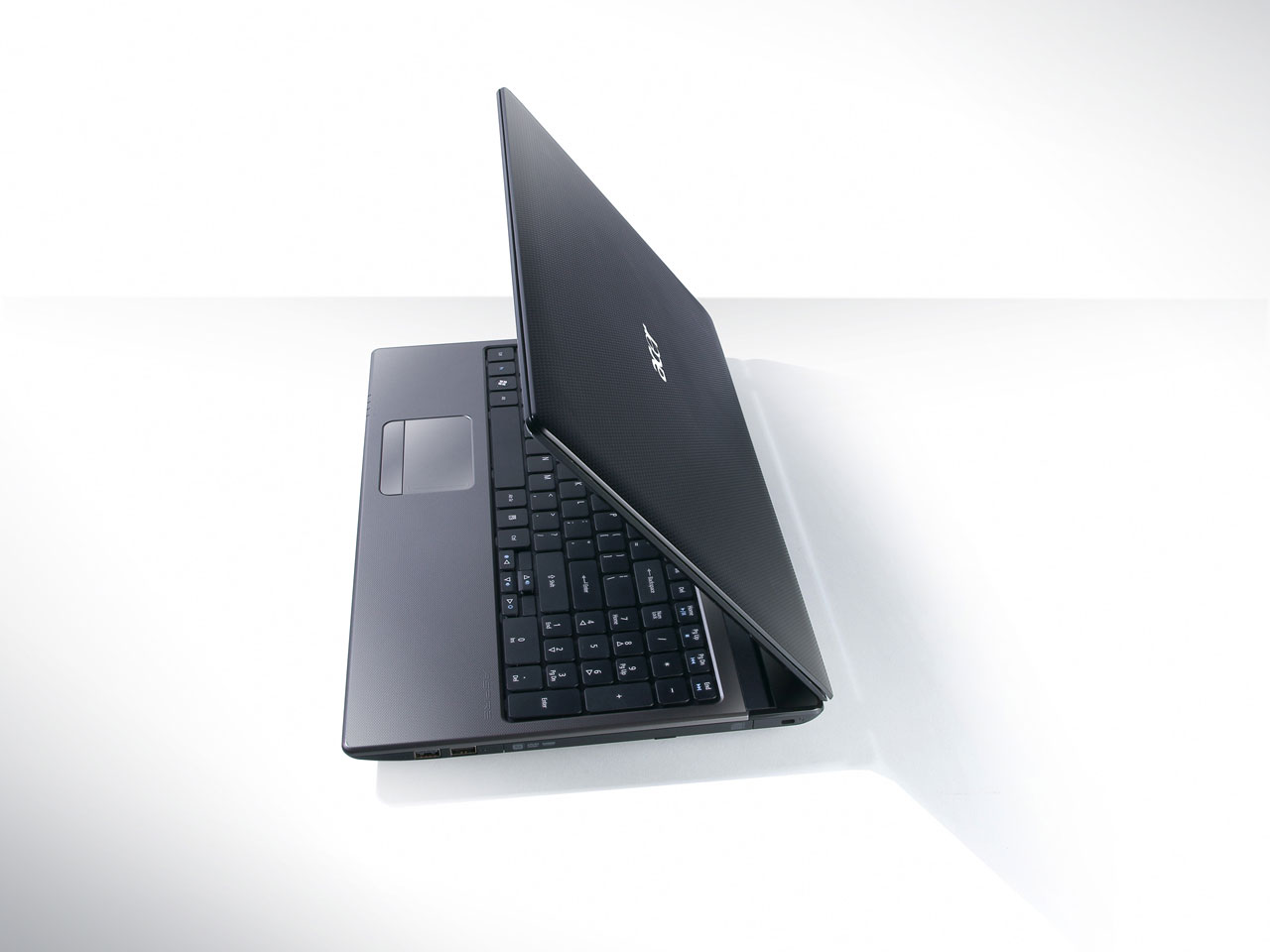 Aspire AS5750 AS5750-A54C/K [�u���b�N]