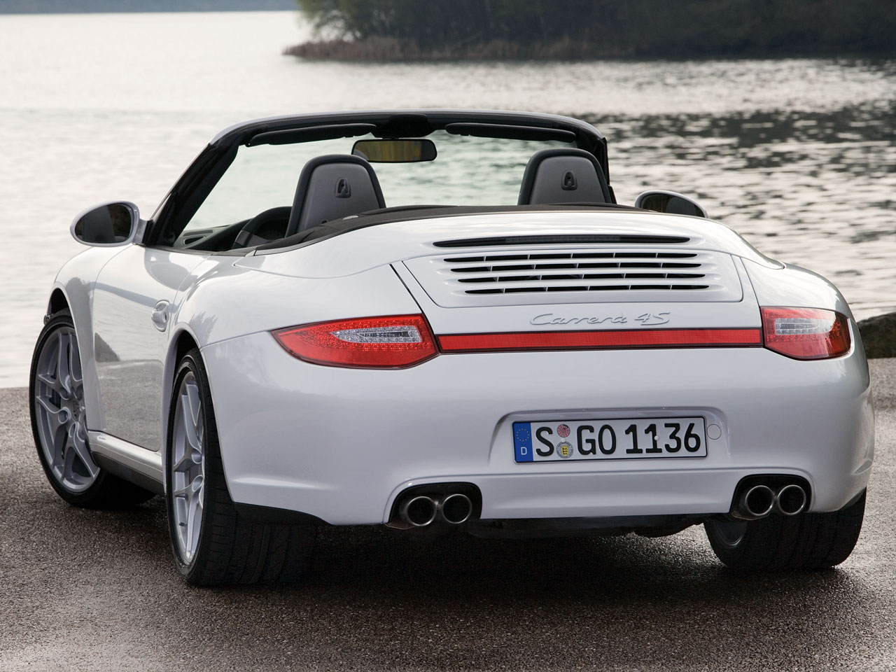 2004ポルシェカレンダー ポルシェ 911カレラ カブリオレ 2004年モデル カブリオレの価格