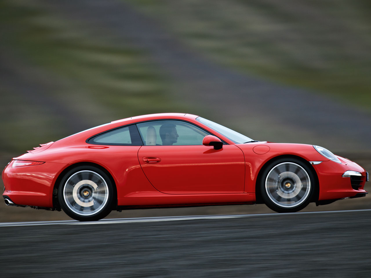 UTモデル　ポルシェ911 カレラ 最高にセクシー！ポルシェ911カレラ 997.1MTモデル - ポルシェ