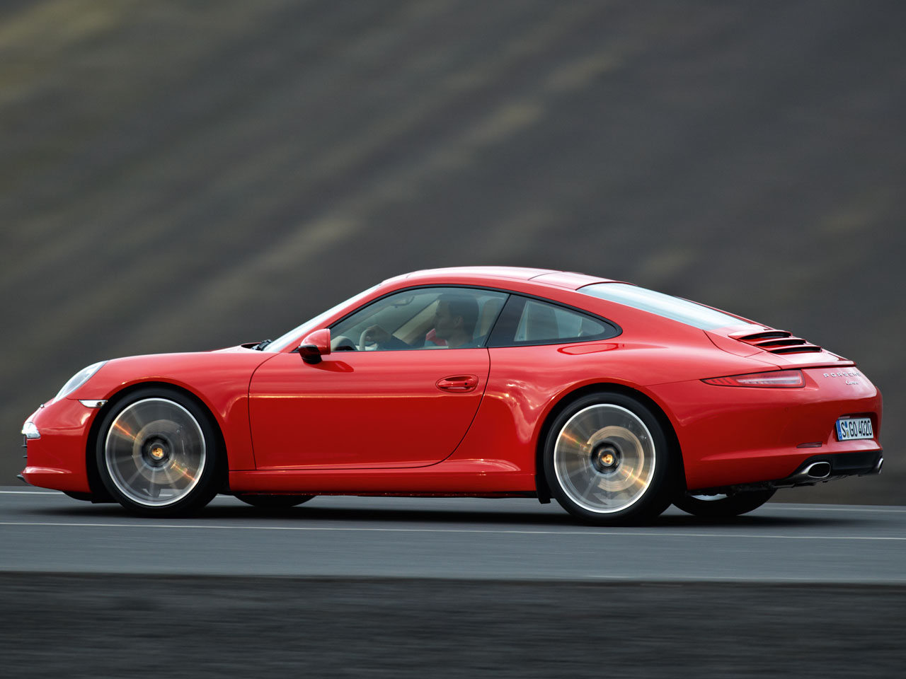 ポルシェ 911カレラ 2011年モデルの価格・グレード一覧 価格.com