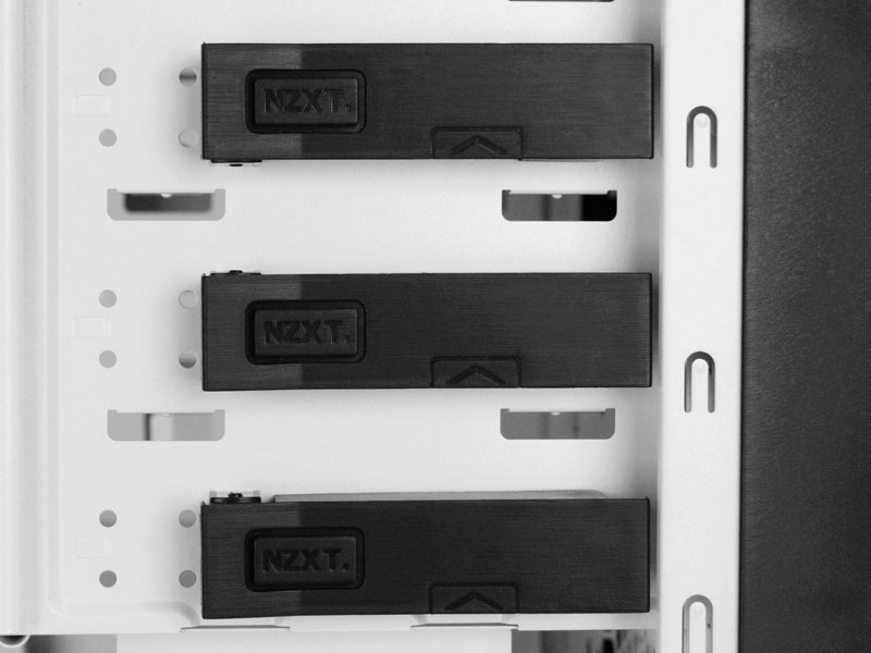 Source 210 Elite [�z���C�g]