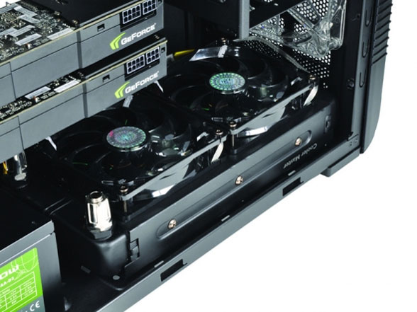 CM690 II Plus NVIDIA edition rev2 NV-692P-KWN5-JP