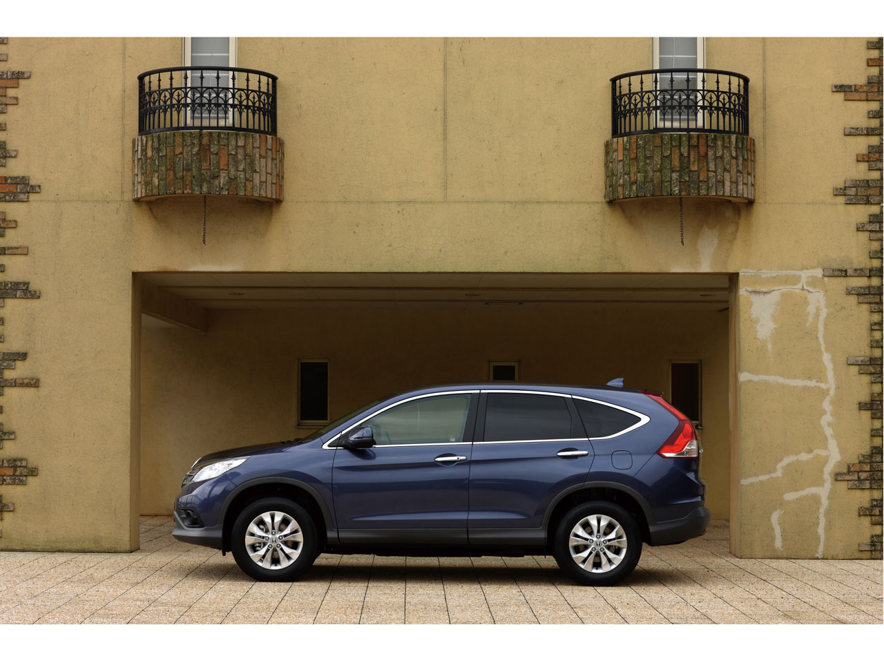 ホンダ CR-V 2011年モデル 24Gの価格・性能・装備・オプション（2011年12月2日発売） 価格.com