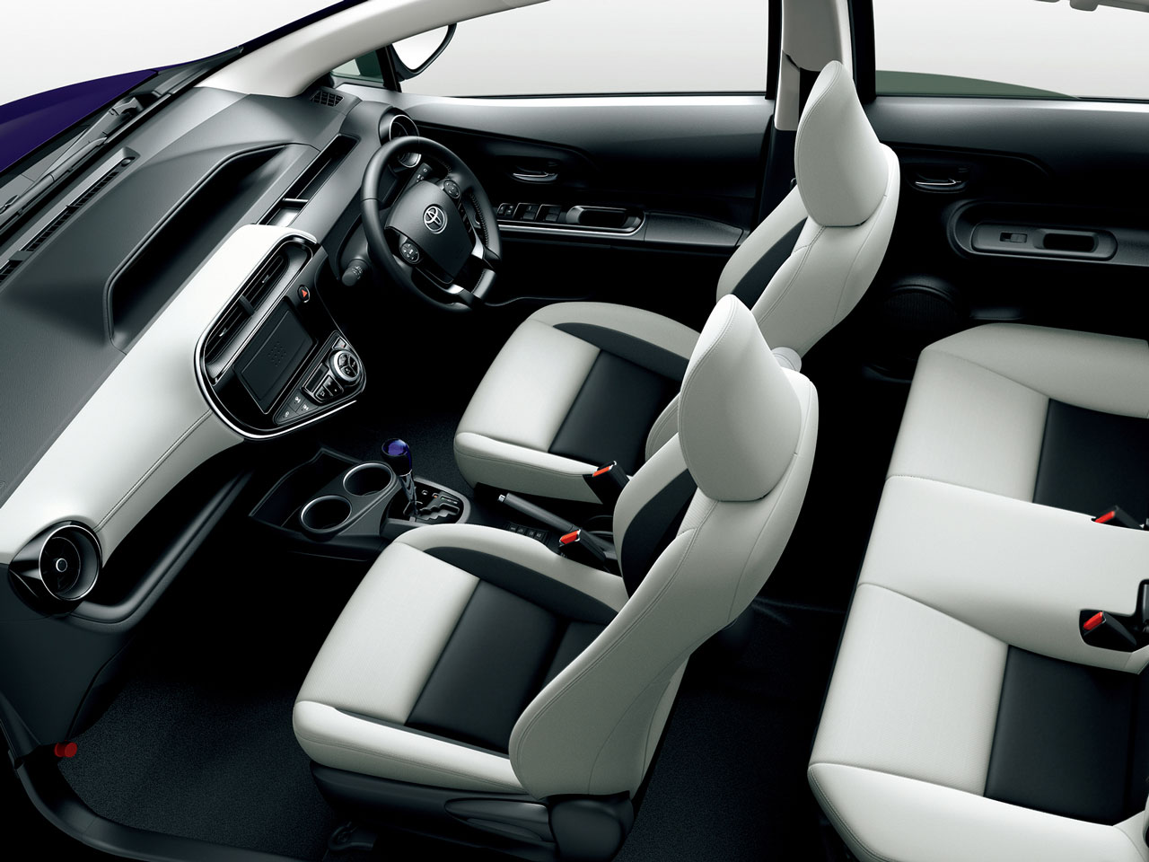 トヨタ アクア 2011年モデル G ブラックソフトレザーセレクションの価格・性能・装備・オプション（2013年12月2日発売） 価格.com