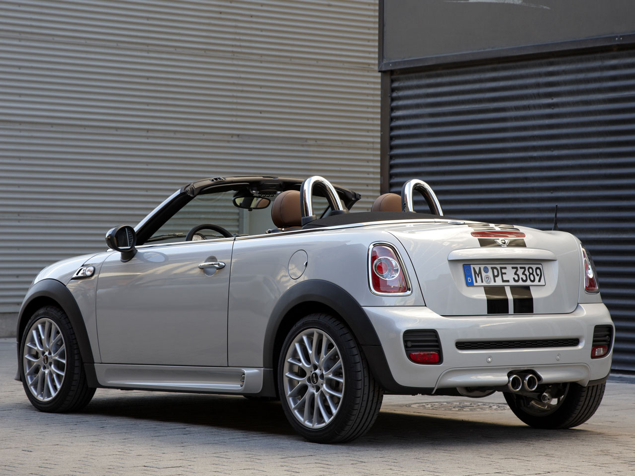ミニ MINI ROADSTER (ロードスター)の価格・新型情報・グレード諸元 