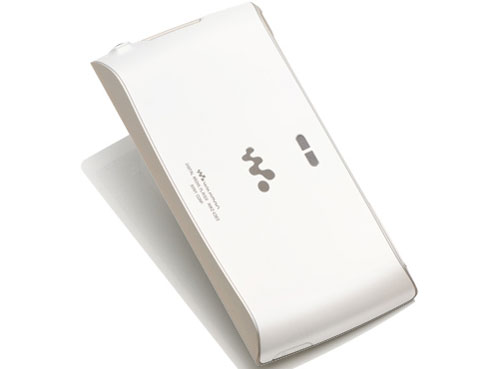 NW-Z1070 (W) [64GB �v���`�i�z���C�g]