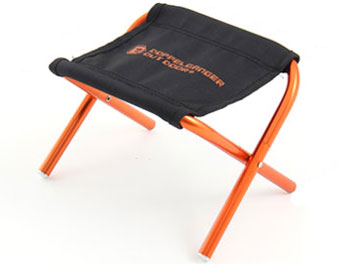 �E���g�����C�g�}�C�N���`�F�A C1-54 [�u���b�N] �̐��i�摜