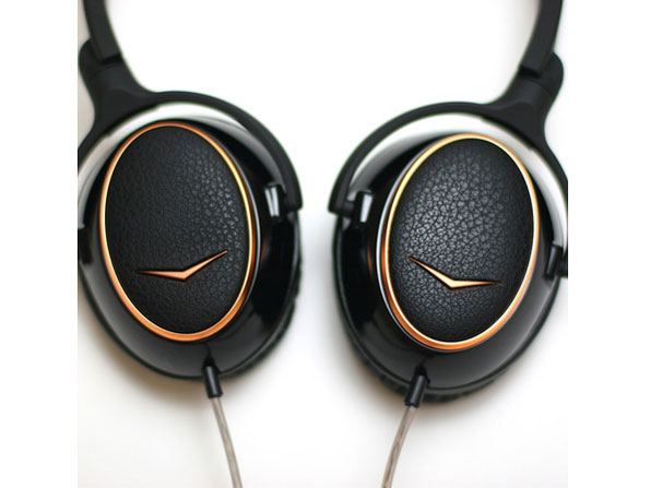 Reference ONE [�u���b�N&�J�b�p�[]