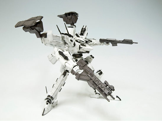 V.I.�V���[�Y �A�[�}�[�h�E�R�A 1/72 ���C���A�[�N WHITE-GLINT (�z���C�g�E�O�����g)