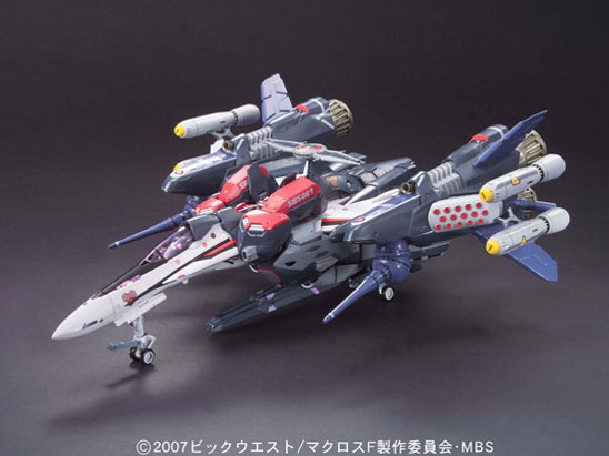 価格 Com 1 72 マクロスf Vf 25f アーマードメサイアバルキリー アルト機 の製品画像