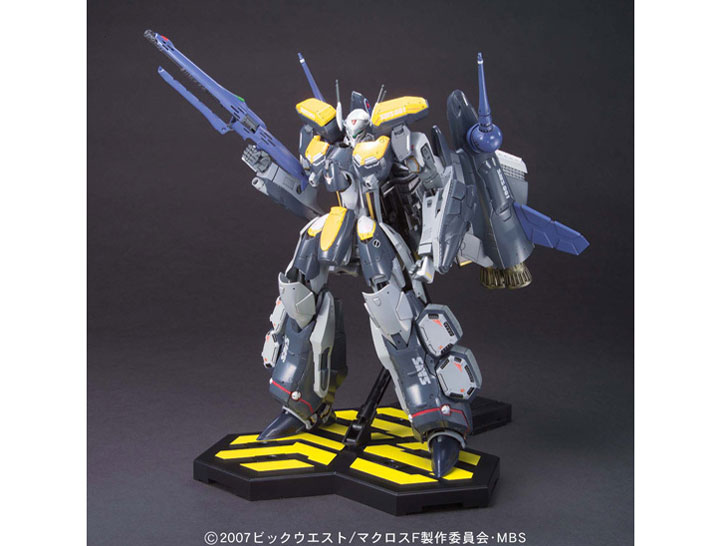 1/72 �}�N���XF VF-25S �A�[�}�[�h���T�C�A�o���L���[ �I�Y�}�@