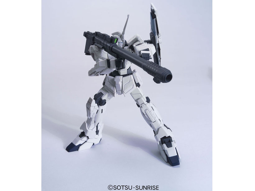 HG 1/144 �@����m�K���_��UC RX-0 ���j�R�[���K���_��(���j�R�[�����[�h)