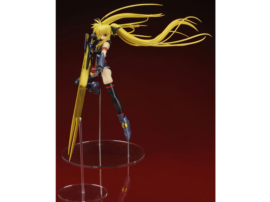 ���@���������J���Ȃ̂�StrikerS �t�F�C�g�ET�E�n���I�E�� �^�E�\�j�b�N�t�H�[�� �̐��i�摜