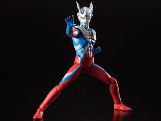 ULTRA-ACT �E���g���}���[��