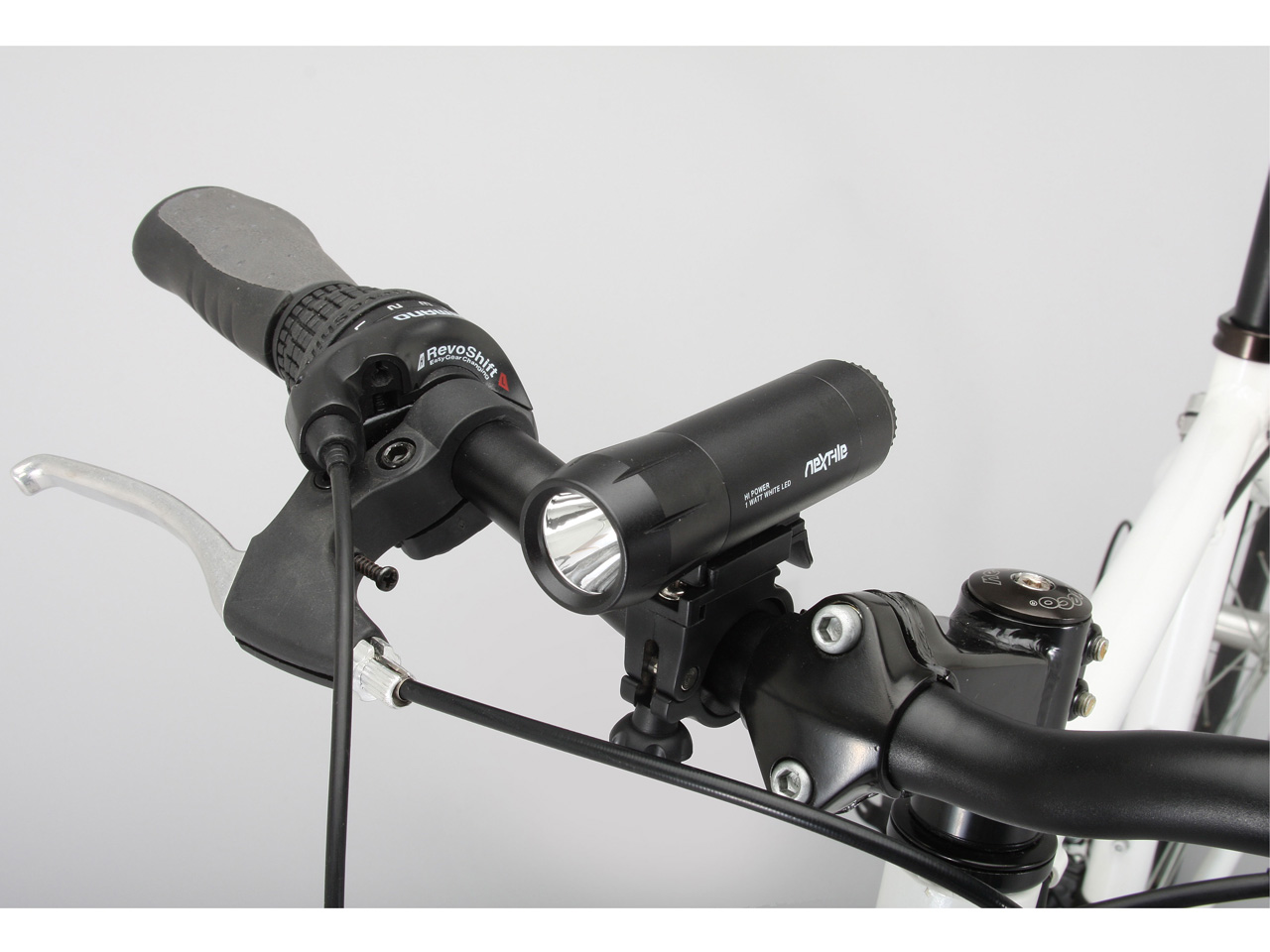 NEXTYLE NT-L ONE W [�u���b�N]