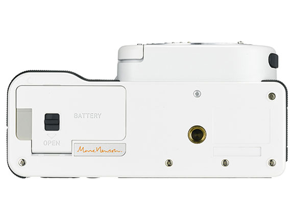 PENTAX K-01 �{�f�B [�z���C�g×�u���b�N]