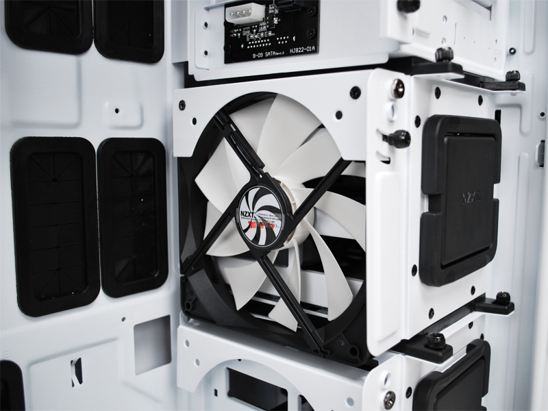 SWITCH 810 [�z���C�g]