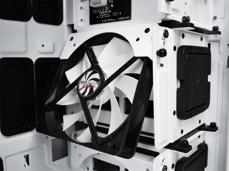 SWITCH 810 [�z���C�g]