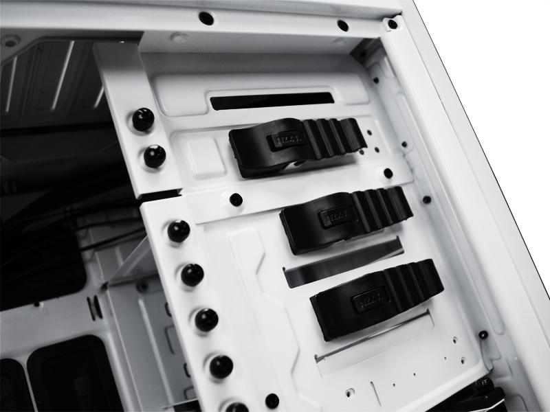 SWITCH 810 [�z���C�g]