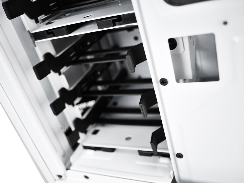 SWITCH 810 [�z���C�g]